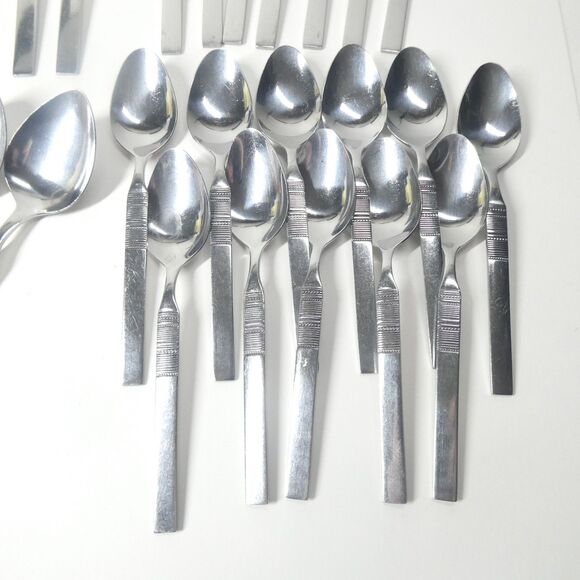 Oneida Northland Northport Stainless Flatware Lot Lines Vintage 30pc Lot - Picture 3 of 9